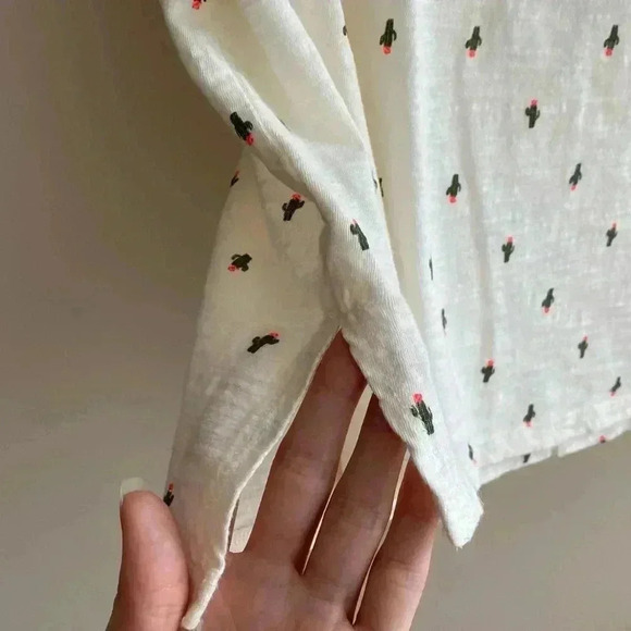 Old Navy Boyfriend Tee with Pocket, Cactus Print T-Shirt, Size M - Picture 7 of 16
